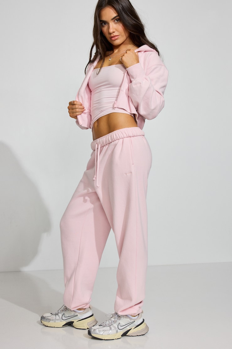 100091919_01K_1920x2880.jpg