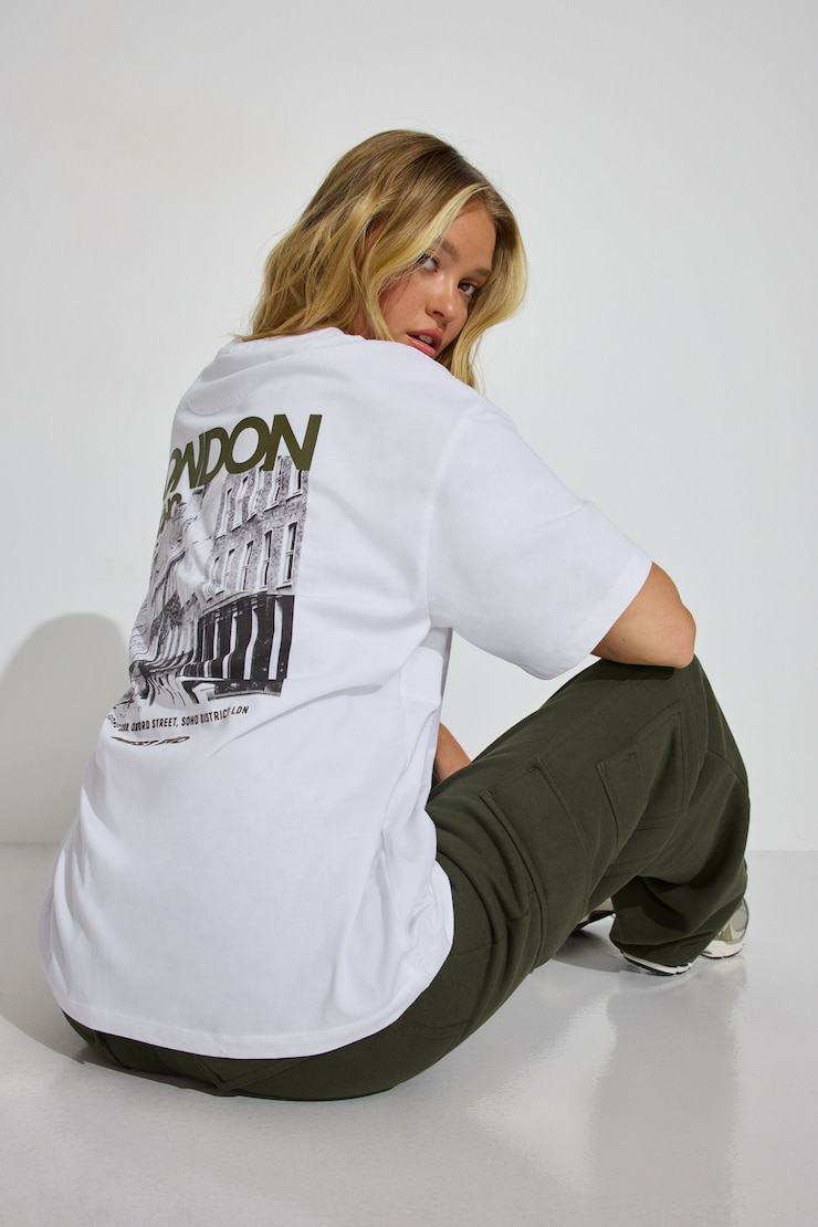 Bright White with "London" Art