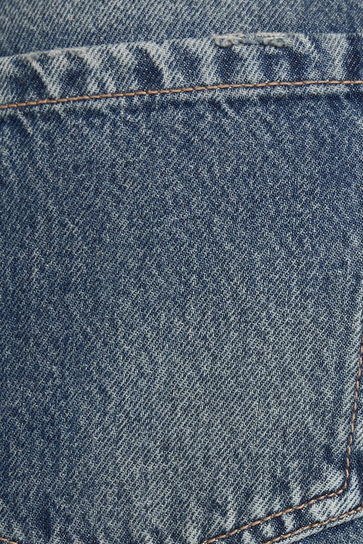 100099540_07K_alt3_1920x2880.jpg
