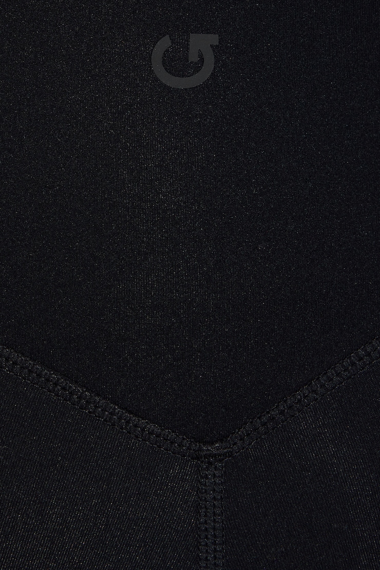 100100844_06V_alt4_1920x2880.jpg