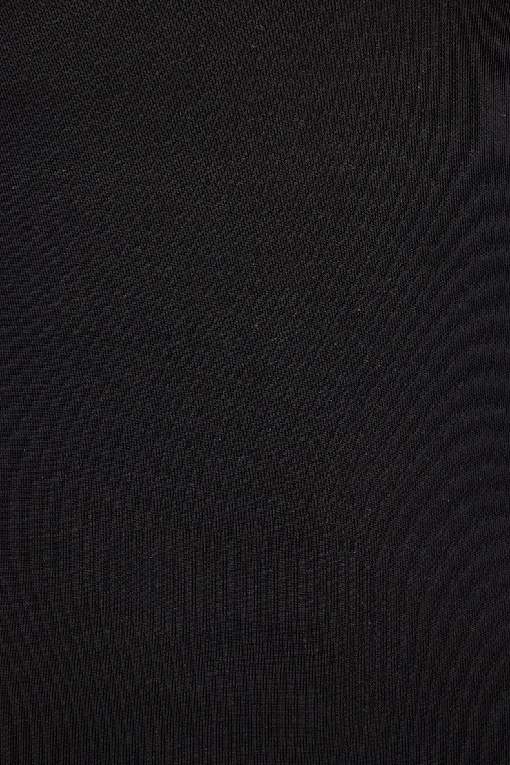 100101038_06V_alt3_1920x2880.jpg