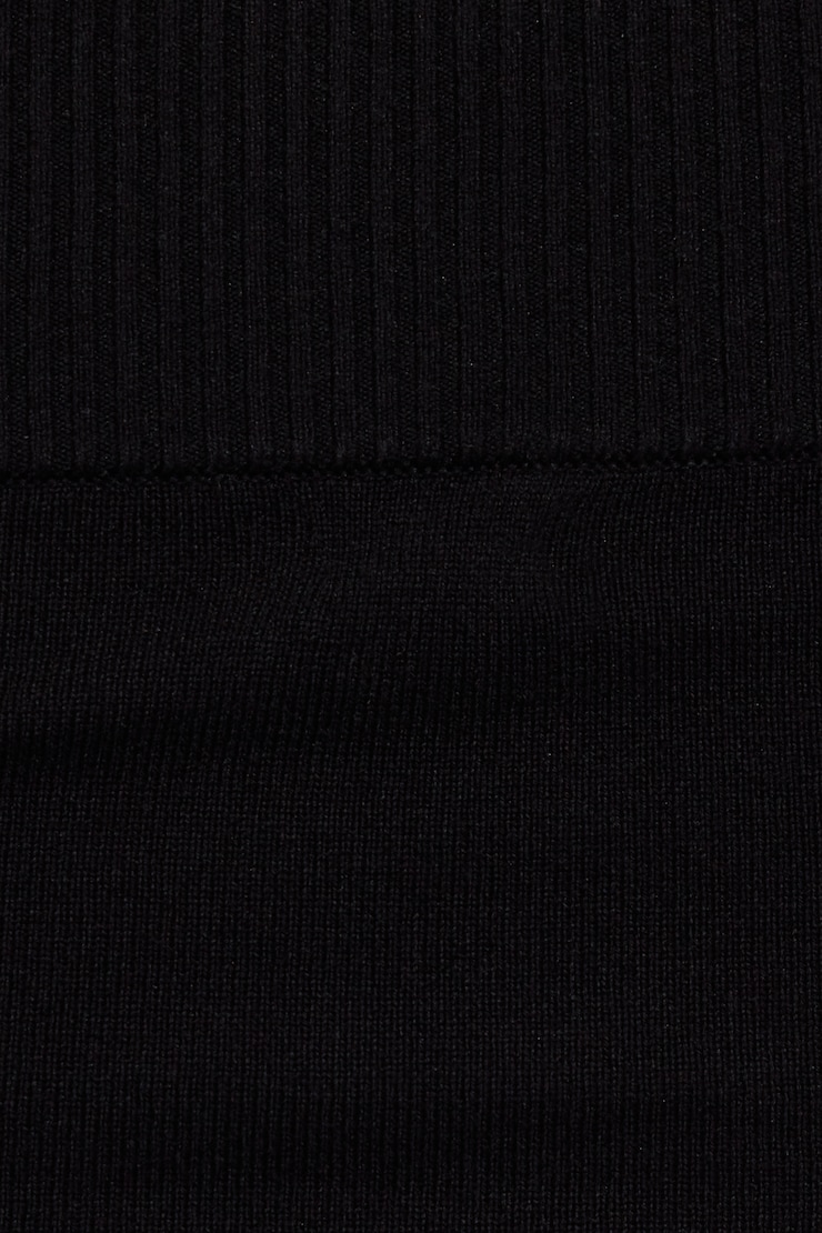 100102094_06V_alt3_1920x2880.jpg